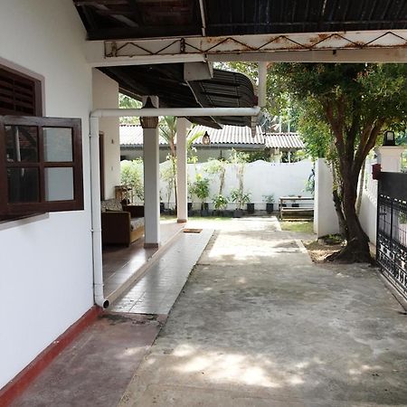 דיקוולה Coco Mango Hostel מראה חיצוני תמונה